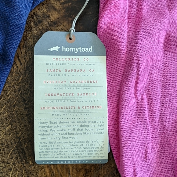 NWT Horny Toad blue and pink sweater size L - Picture 2 of 4